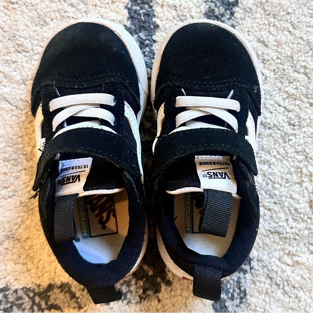 Vans UltraRange 66 V Shoe